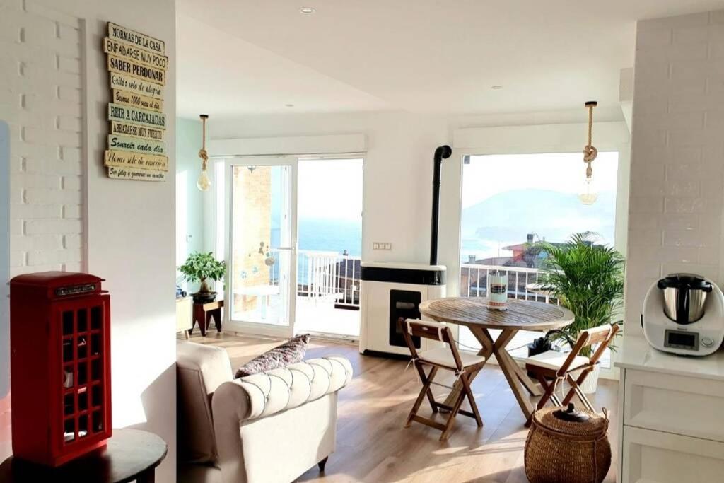 Villa Vistas Al Mar, Urbanizacion Privada Con Piscina De Agua Salada Ajo Kültér fotó